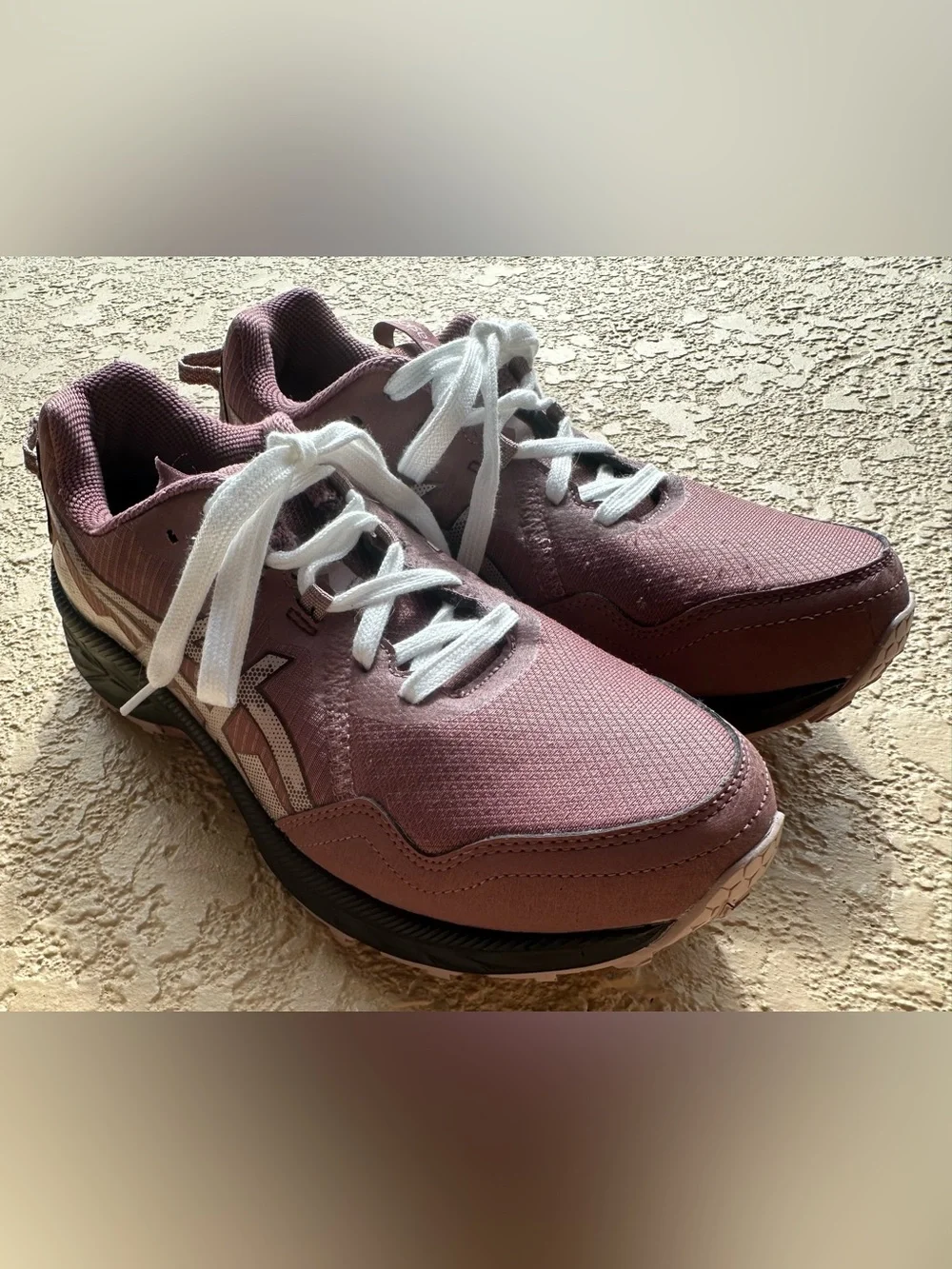 Asics Gel-Venture 10 Trail Rubble Red / Fawn Running Shoes Women’s Size 10 Clean